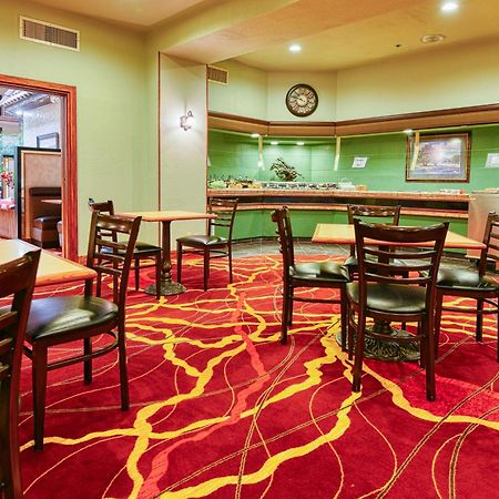 Mcm Elegante Suites Abilene Extérieur photo