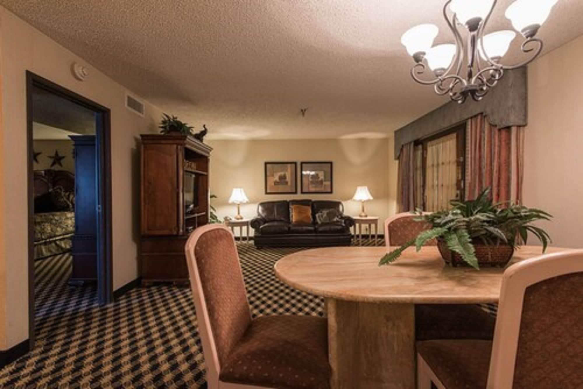 Mcm Elegante Suites Abilene Extérieur photo