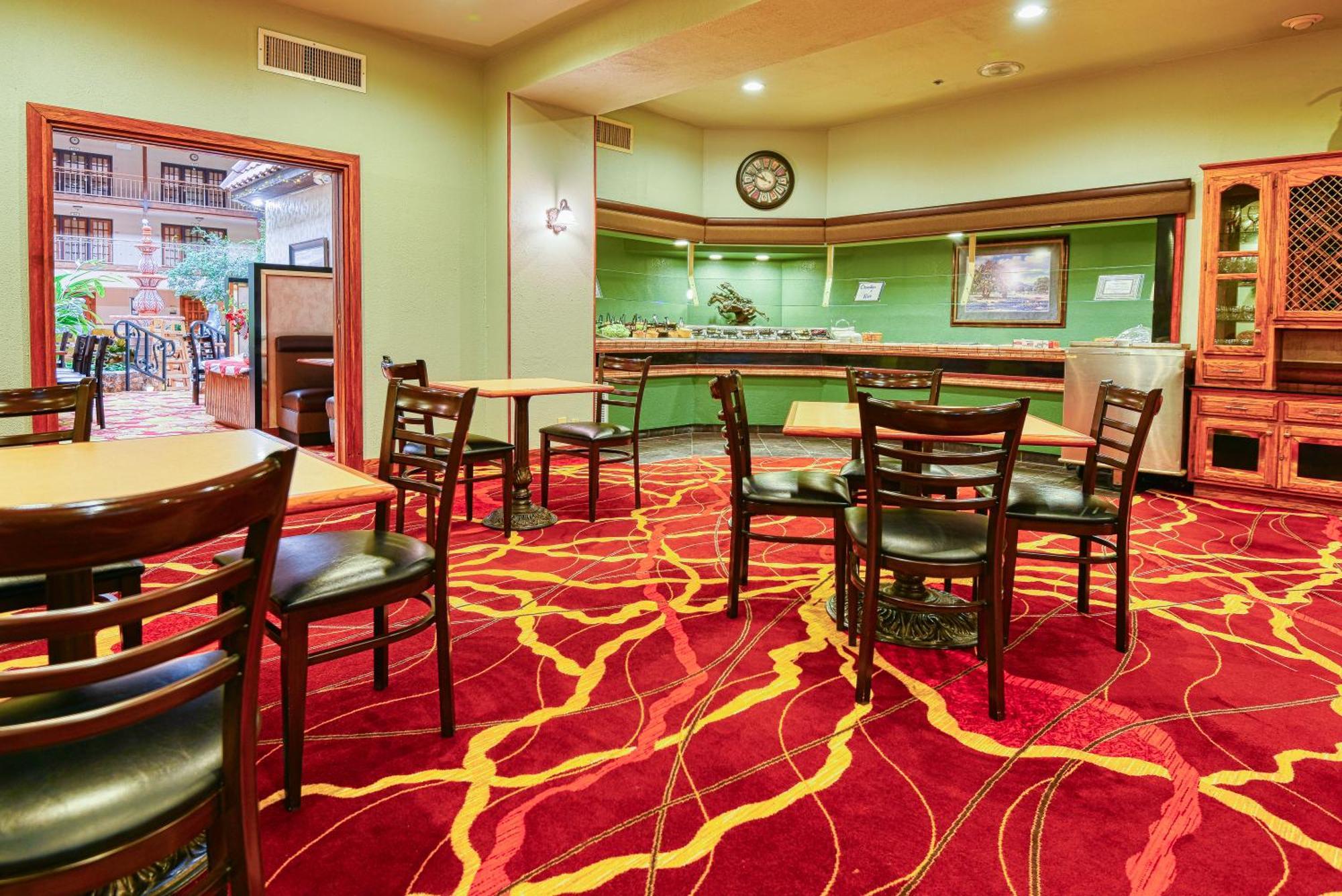Mcm Elegante Suites Abilene Extérieur photo