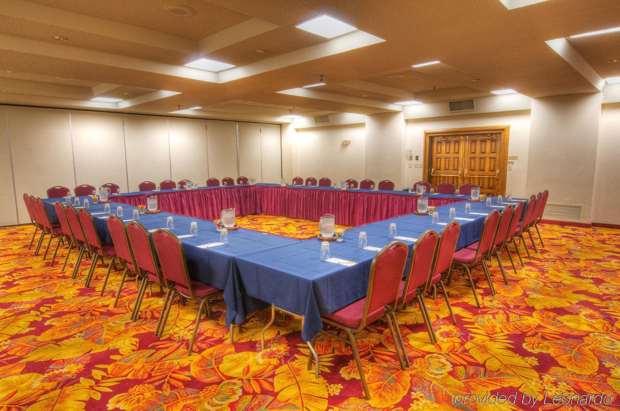 Mcm Elegante Suites Abilene Extérieur photo