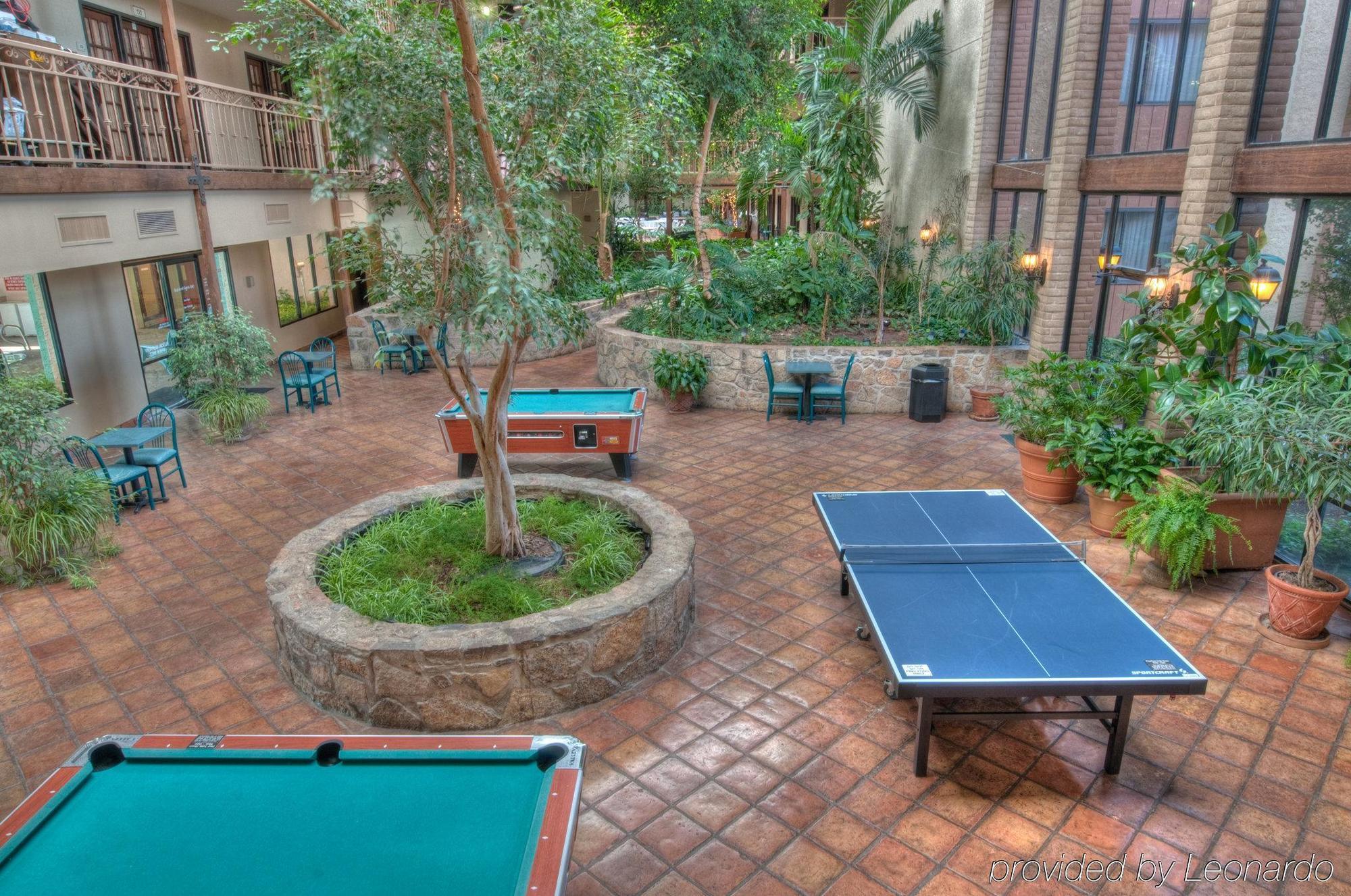 Mcm Elegante Suites Abilene Extérieur photo