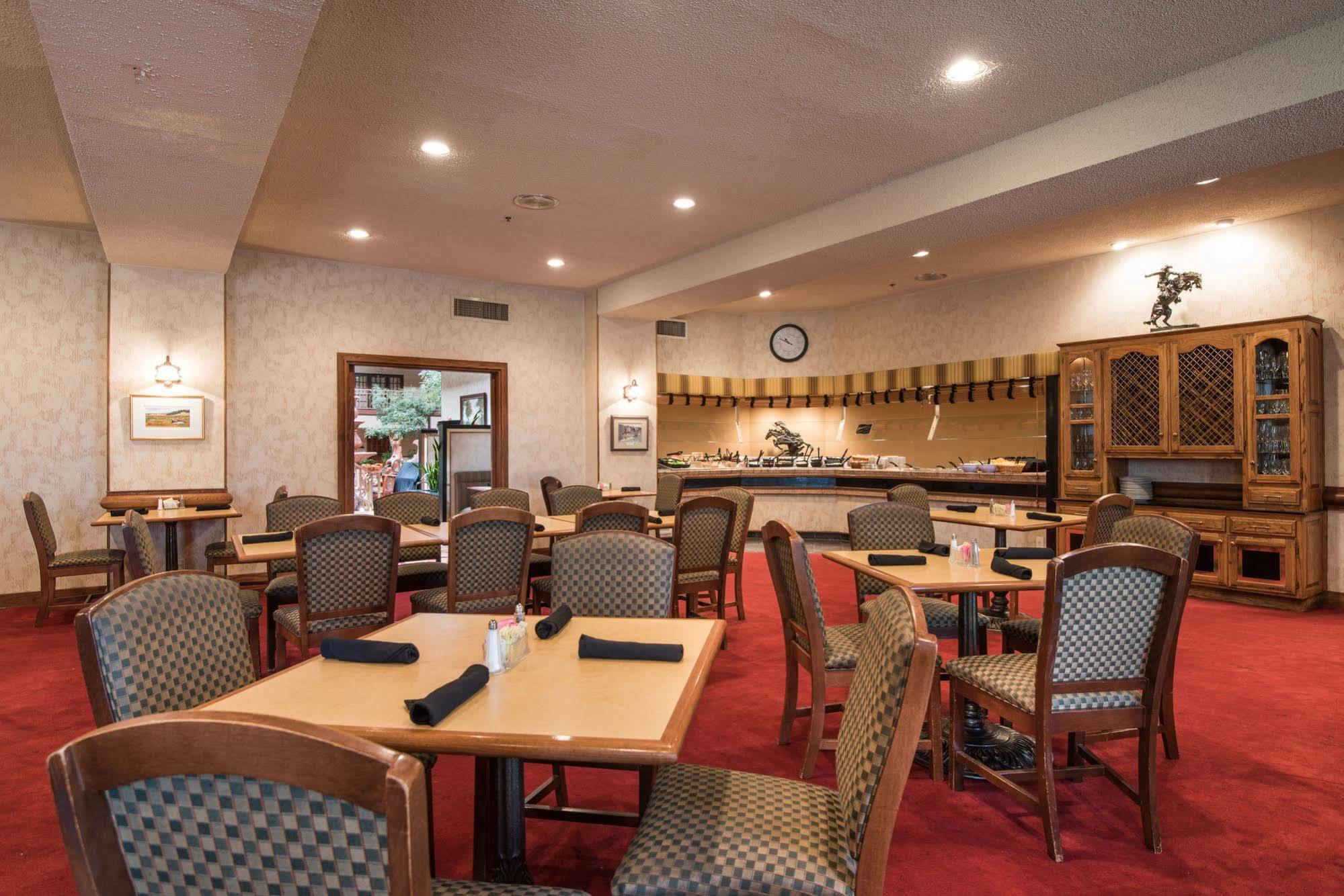 Mcm Elegante Suites Abilene Extérieur photo